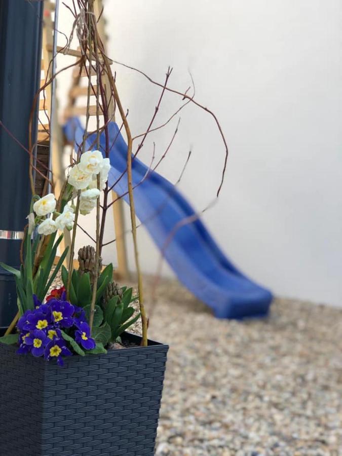 Apartmany Milovice Milovice  Eksteriør billede